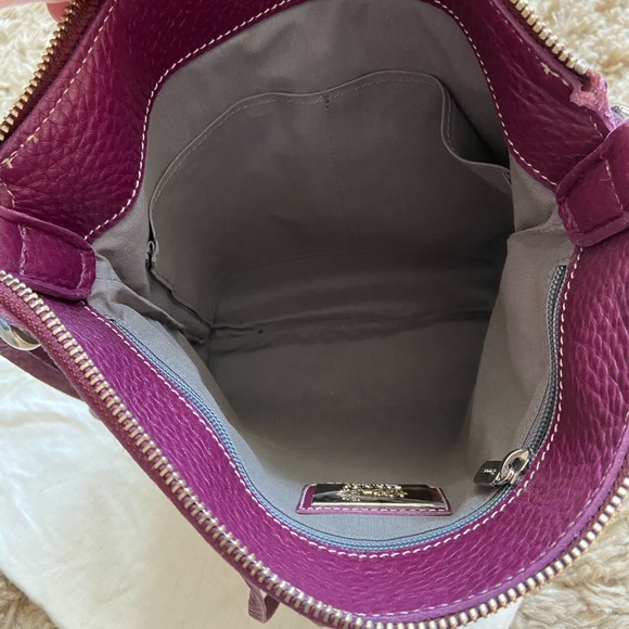 Roots Purple Crossbody Bag - Picture 4 of 4